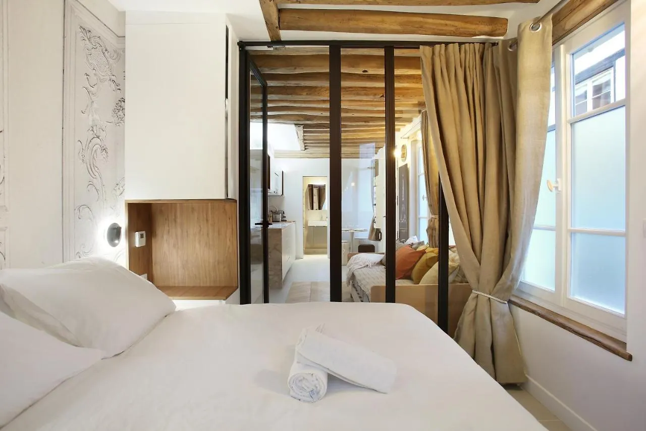 Apartment Le Marais By Studio Prestige Paris