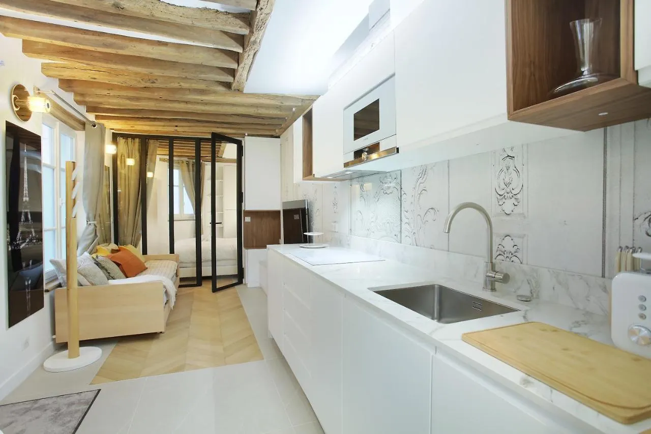 Apartment Le Marais By Studio Prestige Paris