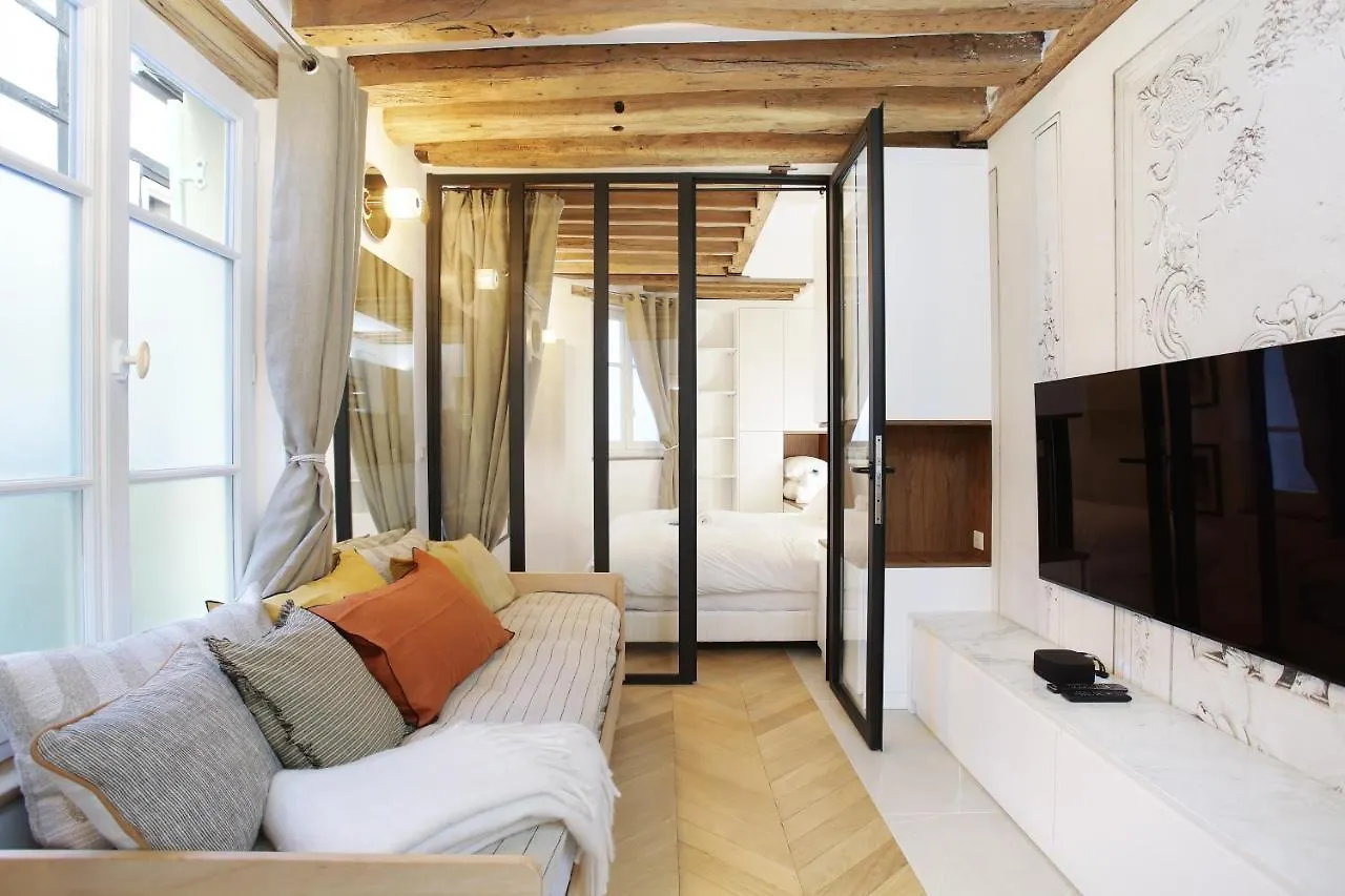 Apartment Le Marais By Studio Prestige contacts