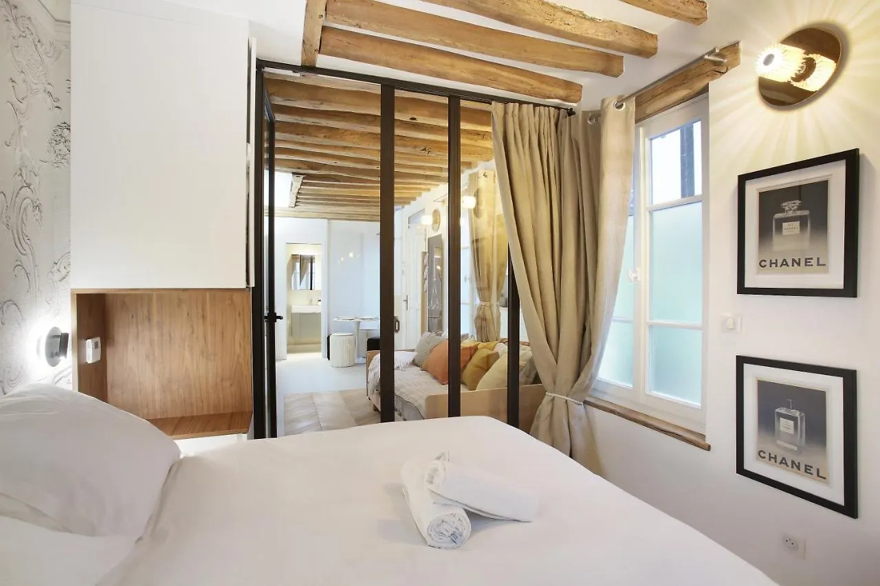 Apartment Le Marais By Studio Prestige Paris