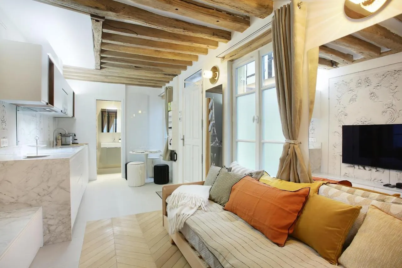 Apartment Le Marais By Studio Prestige Paris